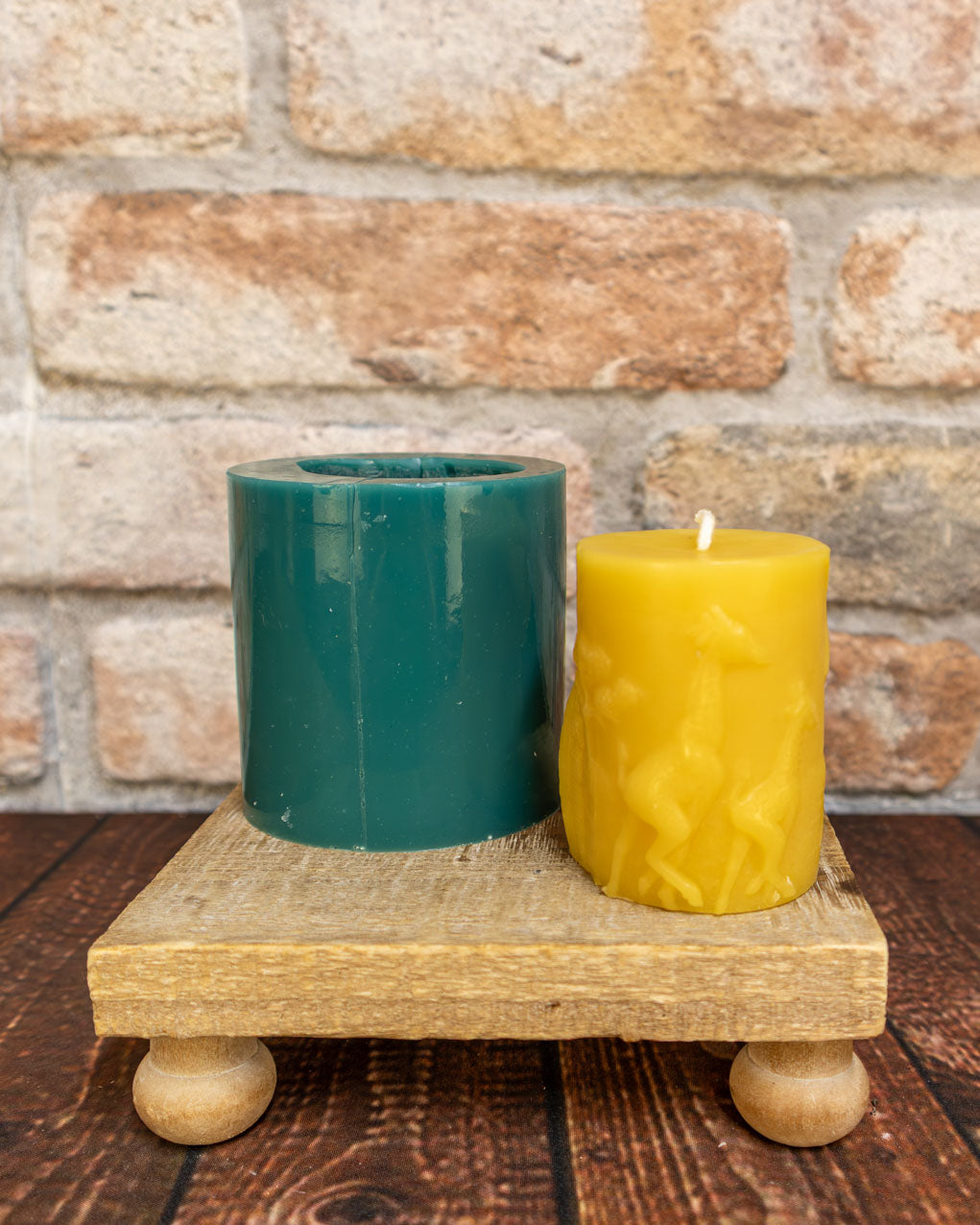Giraffe Pillar Mold