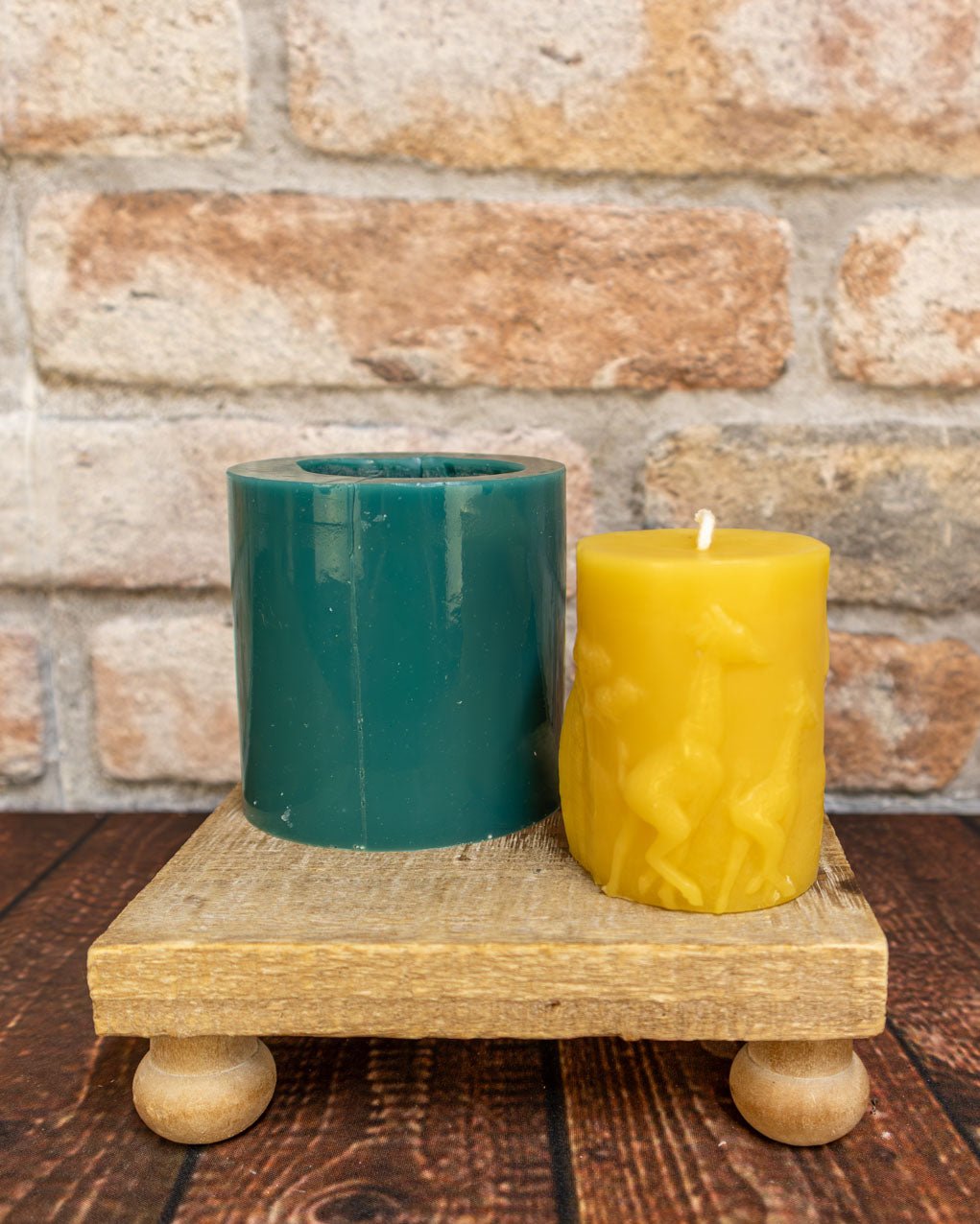 Giraffe Pillar Mold