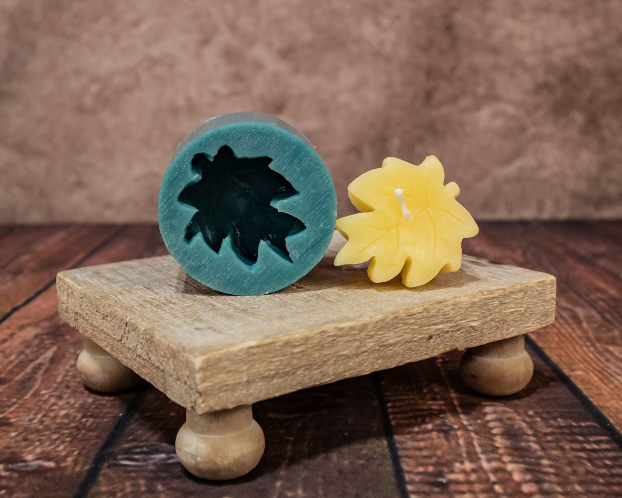 Mini Maple Leaf Mold