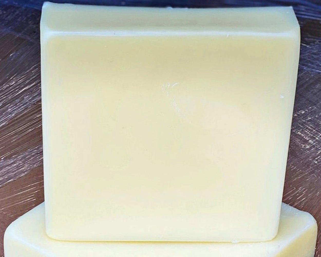 Pure Filtered Beeswax 25lb Box